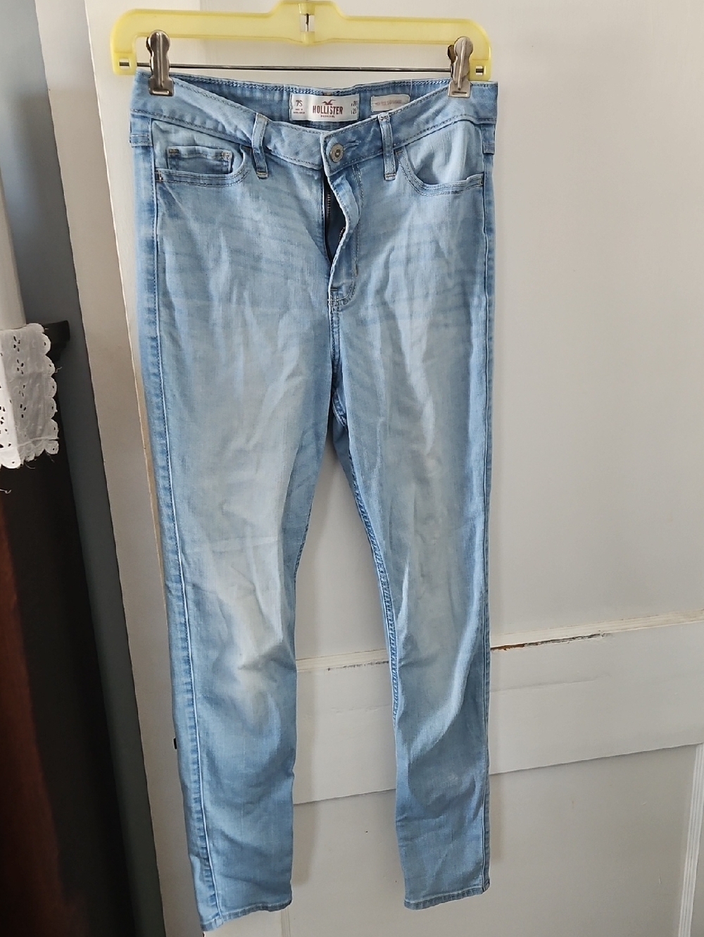 Hollister Light Wash High Rise Super Skinny  Jeans